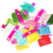 Load image into Gallery viewer, Diamond Painting - Full Round - Love hearts and flowers butterflies (30*40CM)