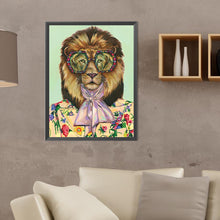 Load image into Gallery viewer, Diamond Painting - Full Round - Anthropomorphic lion (30*40CM)