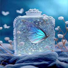 Load image into Gallery viewer, Diamond Painting - Full Round - Blue beautiful butterfly in jar (30*40CM)
