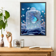 Load image into Gallery viewer, Diamond Painting - Full Round - Blue beautiful butterfly in jar (30*40CM)