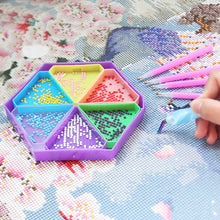 Load image into Gallery viewer, Large Capacity DIY Hexagonal Diamond Painting Tray with Spoon Brush(Mixed Color)