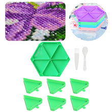Load image into Gallery viewer, Large Capacity DIY Hexagonal Diamond Painting Tray Kit with Spoon Brush (Green)