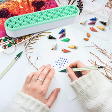 Load image into Gallery viewer, Diamond Painting Pen Holder Cosmetic Storage Box Desktop Brush Holder (Green)