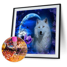 Load image into Gallery viewer, Night Wolf 40*30CM(Canvas) Round Drill Diamond Painting
