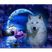 Load image into Gallery viewer, Night Wolf 40*30CM(Canvas) Round Drill Diamond Painting