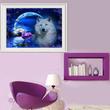 Load image into Gallery viewer, Night Wolf 40*30CM(Canvas) Round Drill Diamond Painting