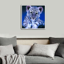 Load image into Gallery viewer, Tiger 30*30CM(Canvas) Round Drill Diamond Painting