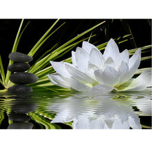 Load image into Gallery viewer, White Lotus 40*30CM(Canvas) Round Drill Diamond Painting