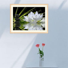 Load image into Gallery viewer, White Lotus 40*30CM(Canvas) Round Drill Diamond Painting