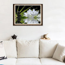 Load image into Gallery viewer, White Lotus 40*30CM(Canvas) Round Drill Diamond Painting
