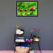 Load image into Gallery viewer, Green Leaf Ladybug 40*30CM(Canvas) Round Drill Diamond Painting
