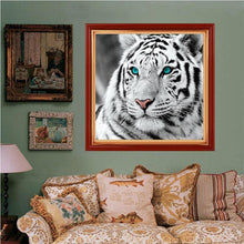 Load image into Gallery viewer, Tiger Head 30*30CM(Canvas) Full Round Drill Diamond Painting