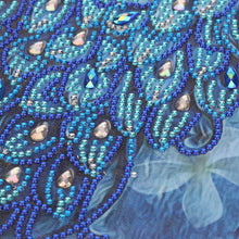 Load image into Gallery viewer, Peacock 30*50CM(Canvas) Special Shaped Drill Diamond Painting