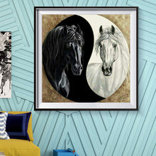 Load image into Gallery viewer, Horse 30*30CM(Canvas) Full Round Drill Diamond Painting