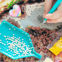 Load image into Gallery viewer, Magnetic Heart Shape Plastic Painting Locator Diamond Painting Tools