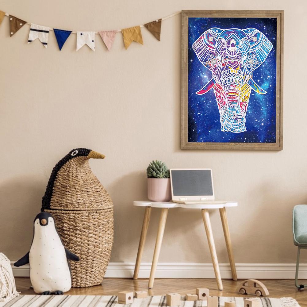 Animal Elephant Luminous 40*30CM(Canvas) Beautiful Special Shaped Drill Diamond Painting