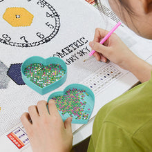 Load image into Gallery viewer, Diamond Painting Tray Plastic Heart-shape Rhinestone Drill Plate (Sky Blue)