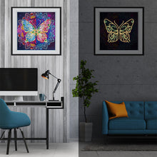 Load image into Gallery viewer, Diamond Painting - Full Crystal Rhinestone - Butterfly (30*30cm)