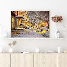 Load image into Gallery viewer, Round Diamond Painting - Full Round - Snow scene (50*40cm)
