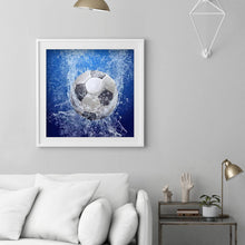 Load image into Gallery viewer, Diamond Painting - Full Round - Football (30*30cm)