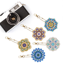 Load image into Gallery viewer, 5pcs DIY Acrylic Full Special Drill Diamond Datura Keychain Kits