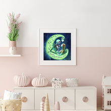 Load image into Gallery viewer, Diamond Painting - Full Square - Moon and skull (30*30CM)