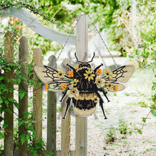 Load image into Gallery viewer, DIY Diamond Special Shape Partial Drill Bee Pendant DIY Decor