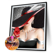 Load image into Gallery viewer, Diamond Painting - Full Round - Elegant lady (30*40CM)