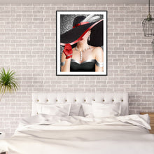 Load image into Gallery viewer, Diamond Painting - Full Round - Elegant lady (30*40CM)