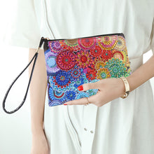 Load image into Gallery viewer, Diamond Painting Clutch DIY Special Shaped Drill PU Leather Handbag (AA964)