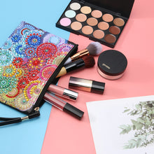 Load image into Gallery viewer, Diamond Painting Clutch DIY Special Shaped Drill PU Leather Handbag (AA964)
