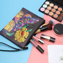 Load image into Gallery viewer, Diamond Painting Clutch DIY Special Shaped Drill PU Leather Handbag (AA961)