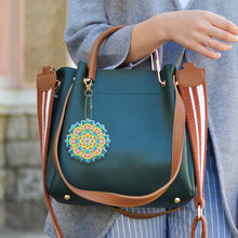 Load image into Gallery viewer, 5pcs Diamond Painting Keychain DIY Mandala Key Ring Pendants (YSK084)