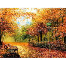 Load image into Gallery viewer, Diamond Painting - Full Square - autumn forest scenery (40*30CM)