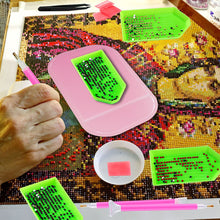 Load image into Gallery viewer, 2pcs Non-Slip Mount Holder 5.59x3.27Inch Diamond Tray Sticky Mats (Pink)