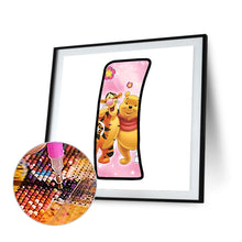 Load image into Gallery viewer, Diamond Painting - Full Round - pooh letter i (30*30CM)