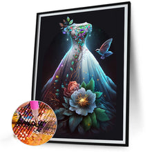 Load image into Gallery viewer, Diamond Painting - Full Round - dream wedding dress (30*40CM)