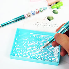 Load image into Gallery viewer, Diamond Painting Pen Ceramics Point Drill Pen DIY Craft Nail Art Diamond Art Pen