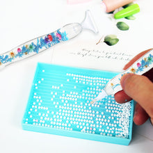Load image into Gallery viewer, 5D Resin Diamond Painting Pen Flower Point Drill Pen with Replacement Head (2)