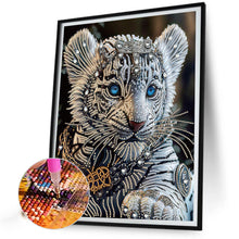 Load image into Gallery viewer, Diamond Painting - Partial Special Shaped - little white tiger (30*40CM)