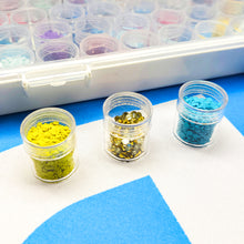 Load image into Gallery viewer, Clear Bead Storage Containers Small Parts Storage Diamond Painting Accessory Box