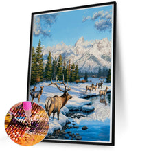 Load image into Gallery viewer, Diamond Painting - Full Round - animals at the foot of the snow mountain (50*70CM)