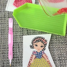 Load image into Gallery viewer, Resin 5D Diamond Painting Pen Kit with 5 Drill Pen Picking Heads and 1 Glue Clay
