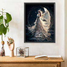 Load image into Gallery viewer, Diamond Painting - Full Round - Fairy under the moonlight (30*40CM)

