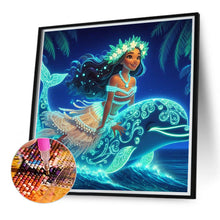 Load image into Gallery viewer, Diamond Painting - Full Round - Glowing Princess Moana (40*40CM)
