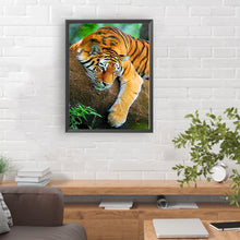 Load image into Gallery viewer, Diamond Painting - Full Round - tiger (30*40CM)
