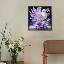 Load image into Gallery viewer, Diamond Painting - Full Round - crystal bird (30*30CM)
