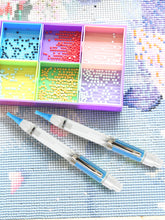 Load image into Gallery viewer, 13cm Diamond Painting Pen with 6 Tips LED Light Diamond Art Pen Kit (Blue)
