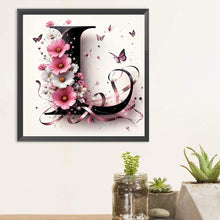 Load image into Gallery viewer, Diamond Painting - Full Round - Daisy butterfly letter L (30*30CM)
