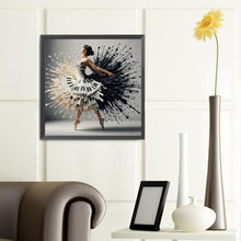 Load image into Gallery viewer, Diamond Painting - Full Round - piano girl (40*40CM)
